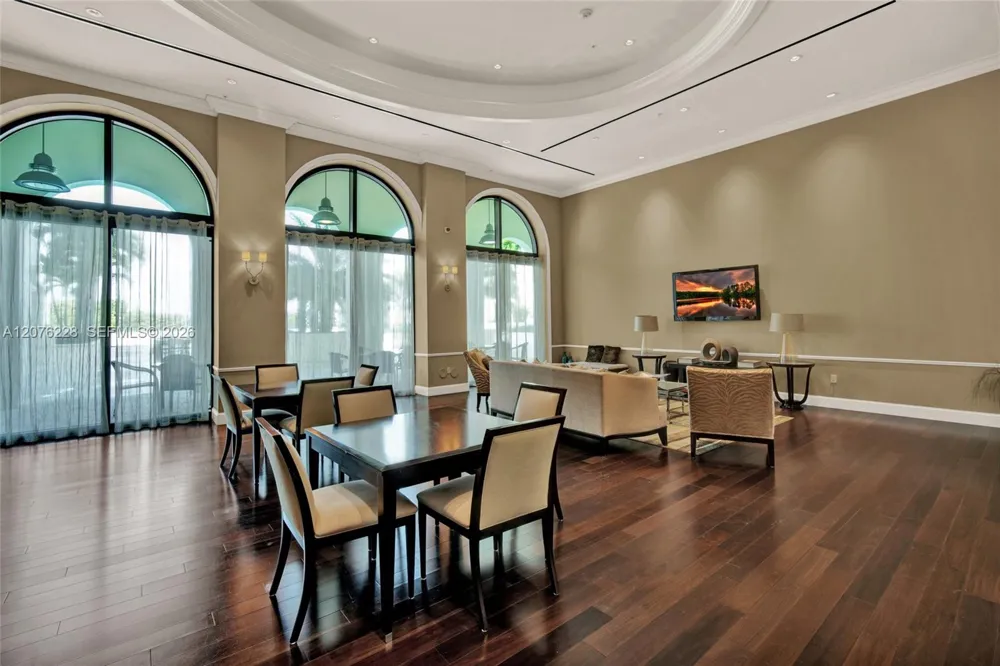 1300 Ponce De Leon Blvd #405 Coral Gables, FL 33134