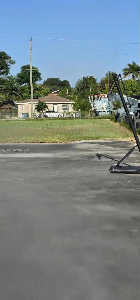 8150 NW 13th Ct Miami, FL 33147