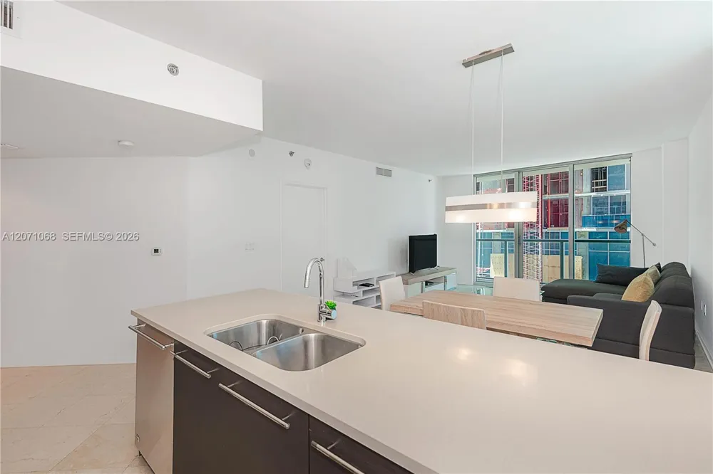 55 SE 6th St #1507 Miami, FL 33131