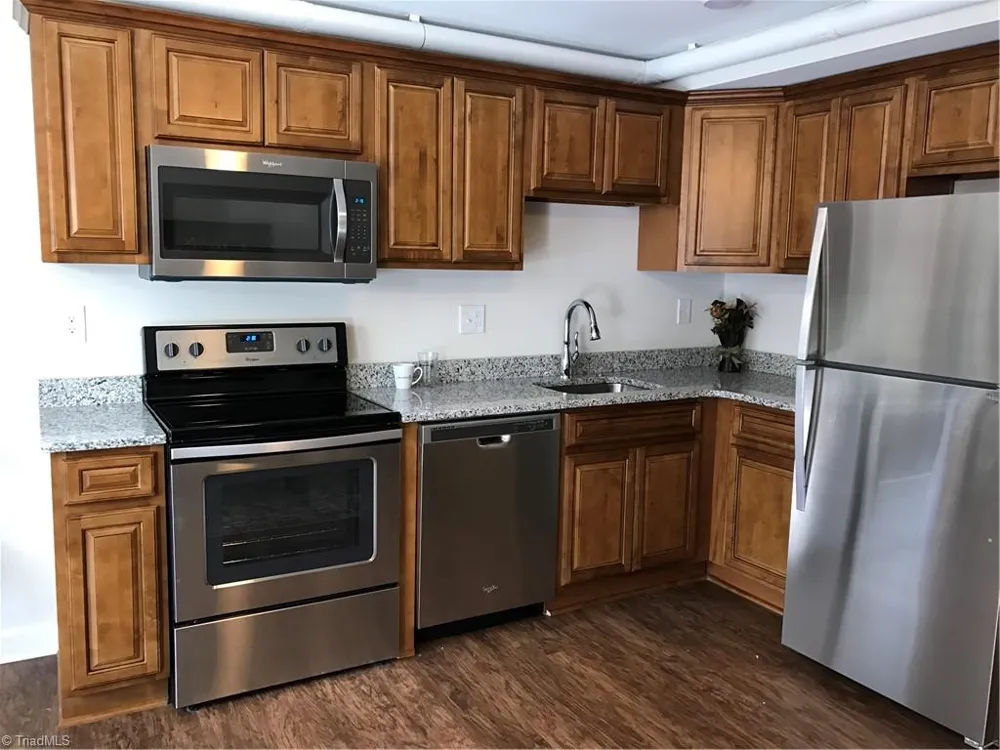 648 Holly Avenue Winston-Salem, NC 27101
