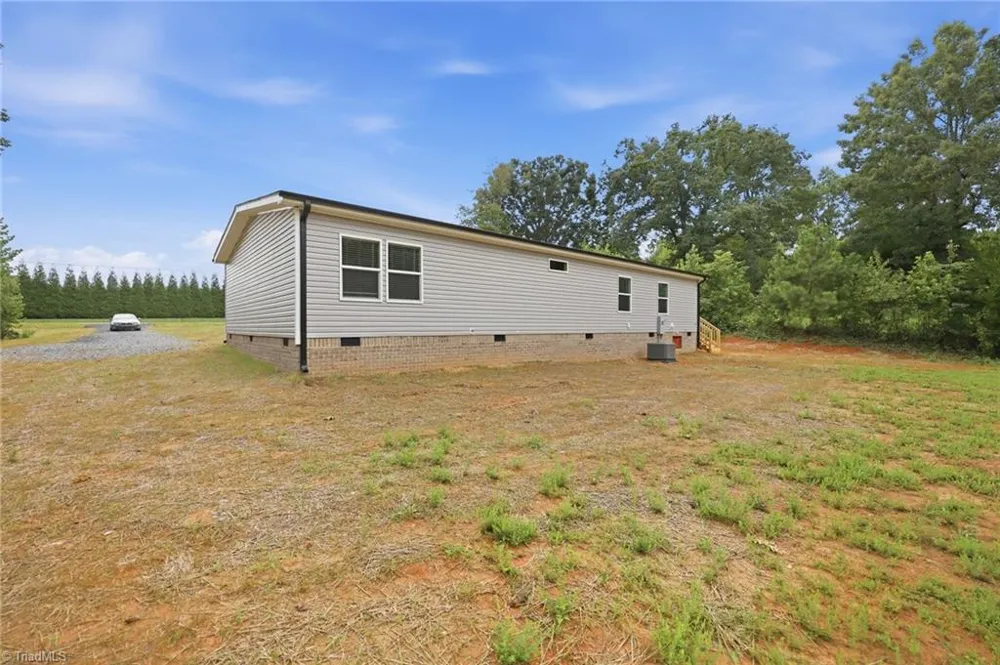 2554 Ellisboro Road Stokesdale, NC 27357