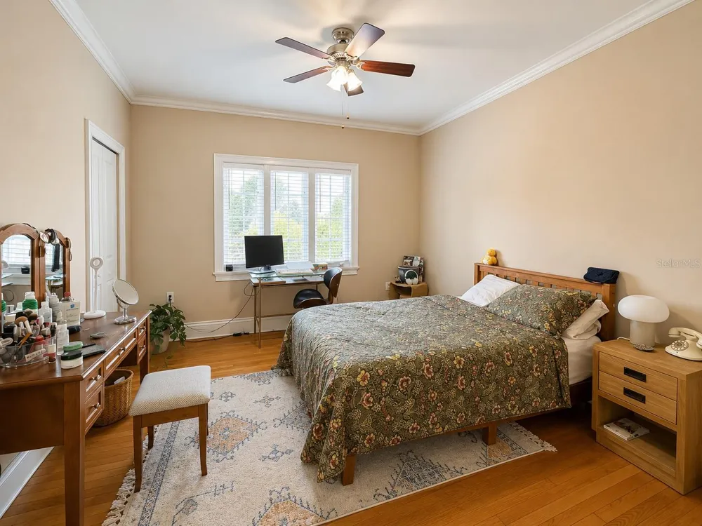 2117 W DEKLE AVENUE #H2 Tampa, FL 33606