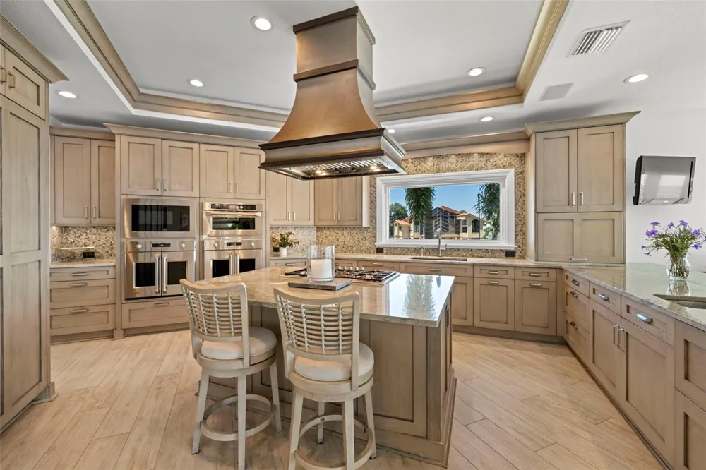 101 9TH STREET E Tierra Verde, FL 33715