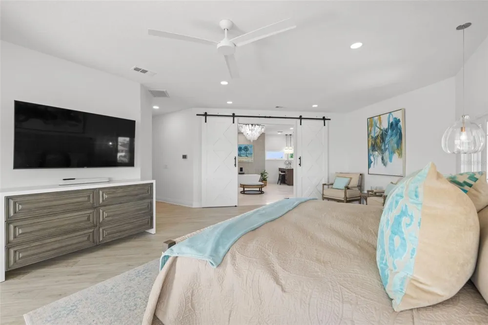 101 9TH STREET E Tierra Verde, FL 33715