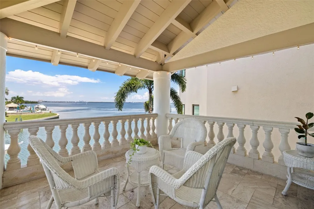 101 9TH STREET E Tierra Verde, FL 33715