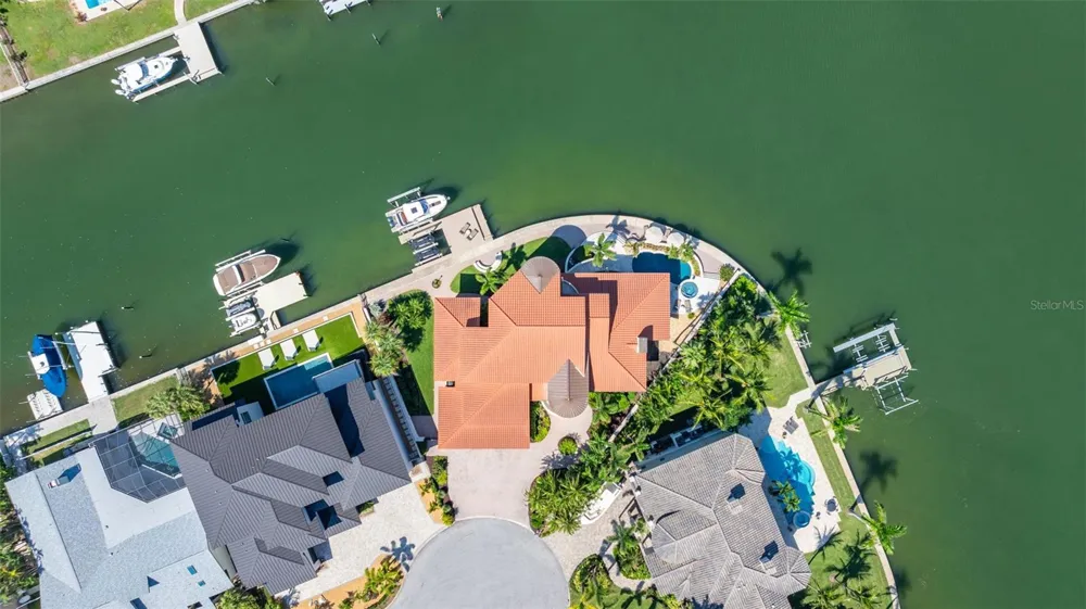 101 9TH STREET E Tierra Verde, FL 33715