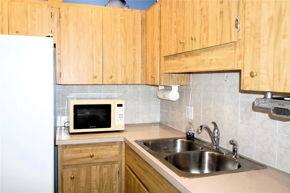 4330 TAHITIAN GARDENS CIRCLE #A Holiday, FL 34691
