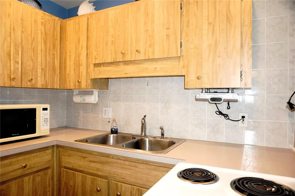 4330 TAHITIAN GARDENS CIRCLE #A Holiday, FL 34691