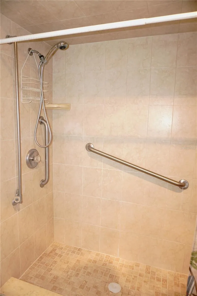 4330 TAHITIAN GARDENS CIRCLE #A Holiday, FL 34691