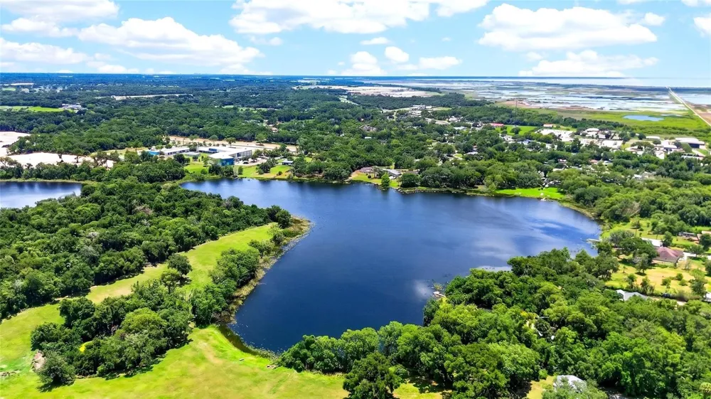 4162 LAUGHLIN ROAD Mount Dora, FL 32757
