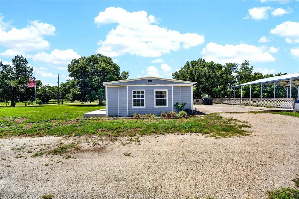 4162 LAUGHLIN ROAD Mount Dora, FL 32757
