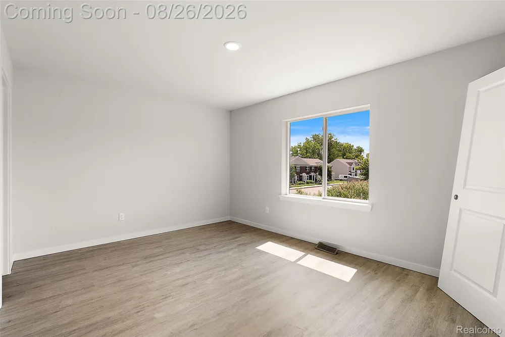 35300 Brittany Drive #120 New Baltimore City, MI 48047