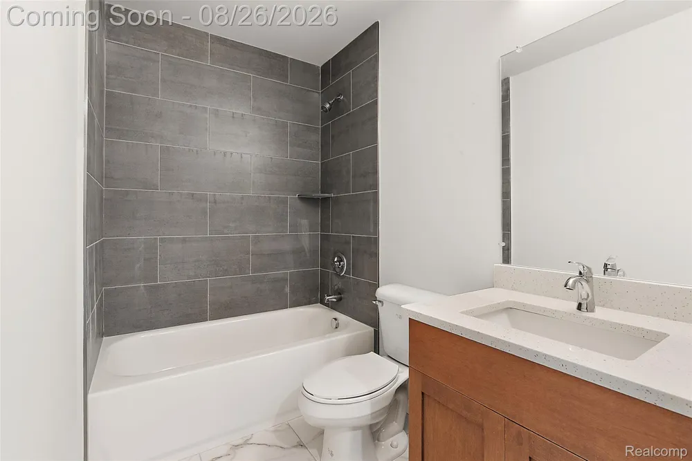 35300 Brittany Drive #120 New Baltimore City, MI 48047