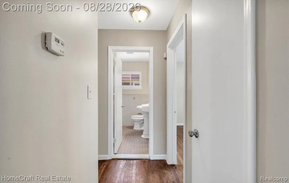 9987 BRADY Redford Charter Township, MI 48239