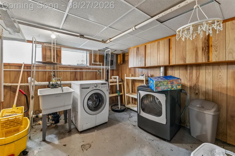 44736 Malow Avenue Sterling Heights City, MI 48314