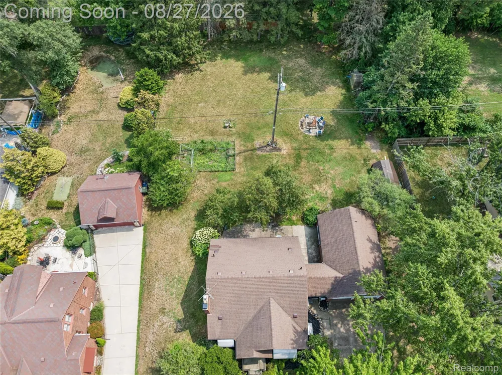 44736 Malow Avenue Sterling Heights City, MI 48314