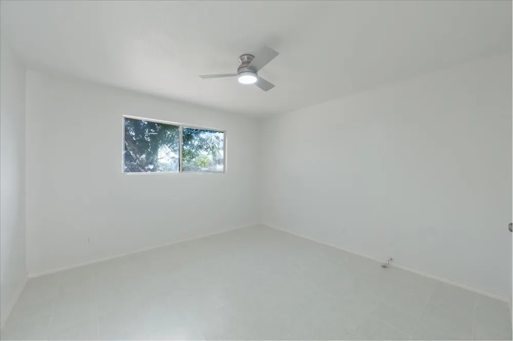 421 Fantail Loop #B Lakeway, TX 78734