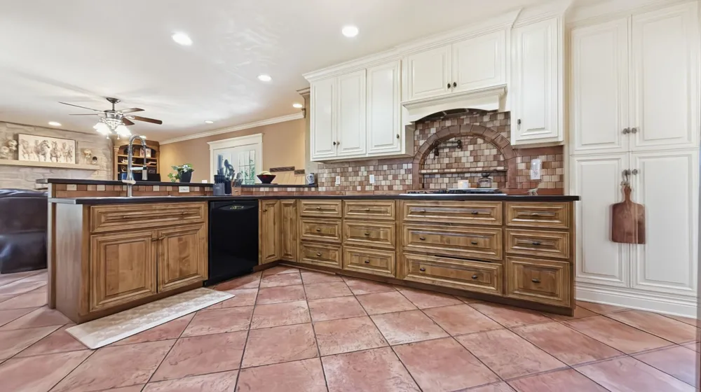 111 FM 2905 Hamilton, TX 76531