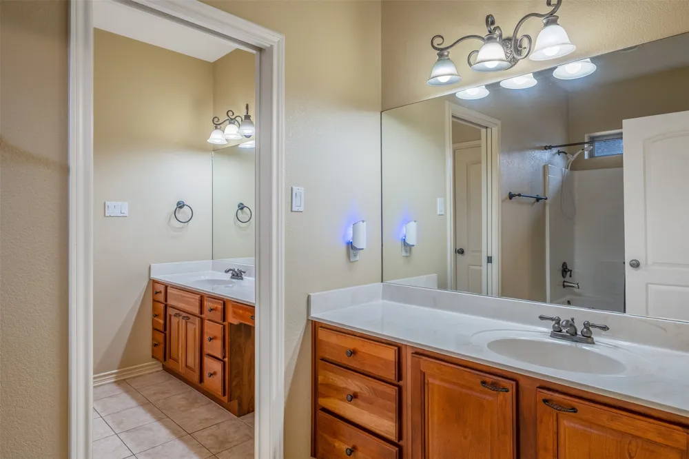 6526 Ashmore Tyler, TX 75703