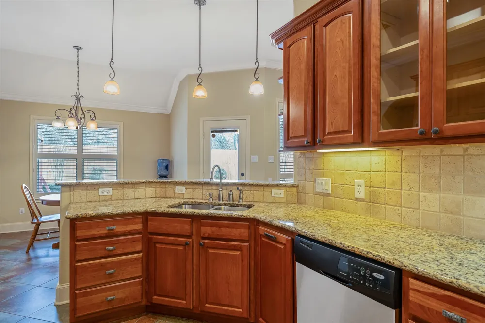 6526 Ashmore Tyler, TX 75703