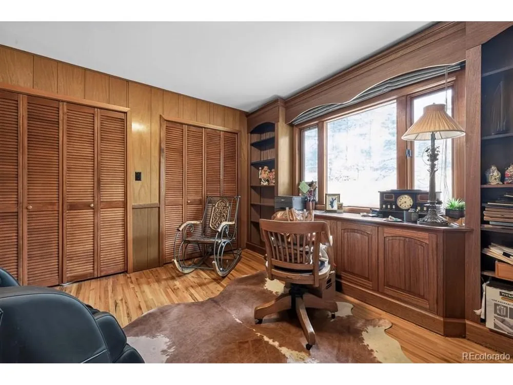 27231 Log Trail Conifer, CO 80433