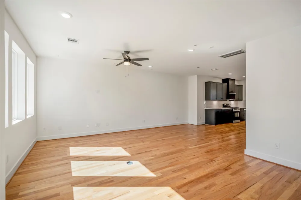6320 Del Rio Street Houston, TX 77021