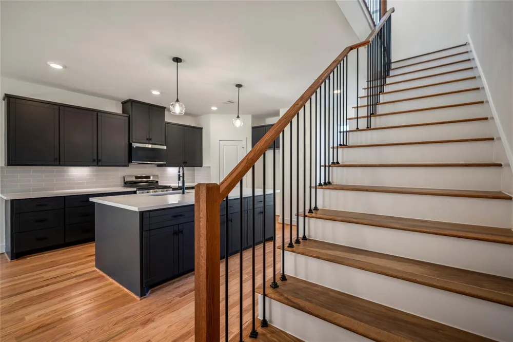 6320 Del Rio Street Houston, TX 77021