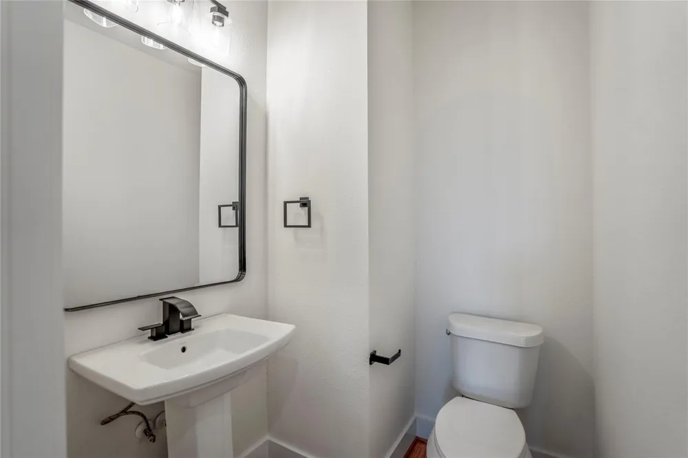 6320 Del Rio Street Houston, TX 77021