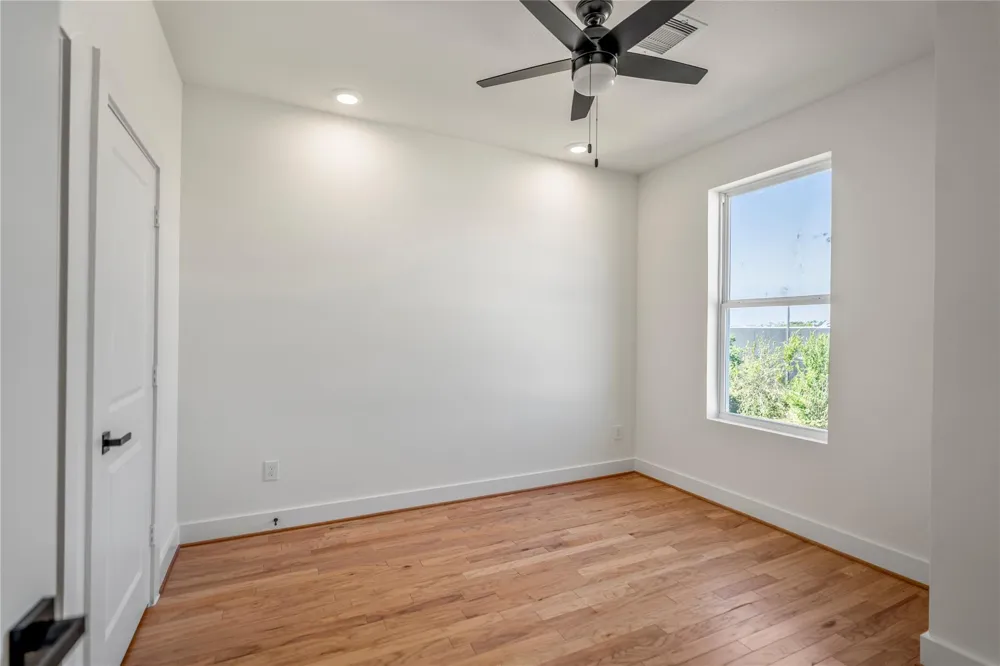 6320 Del Rio Street Houston, TX 77021