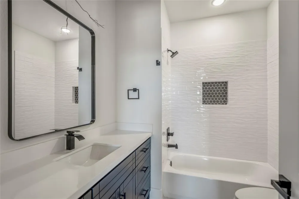6320 Del Rio Street Houston, TX 77021