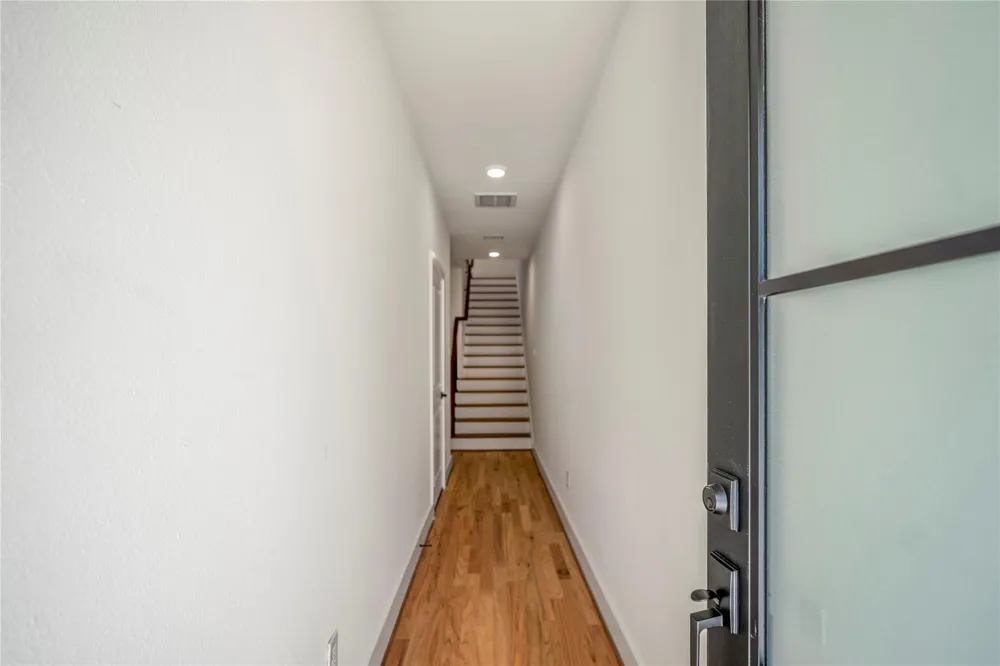 6320 Del Rio Street Houston, TX 77021