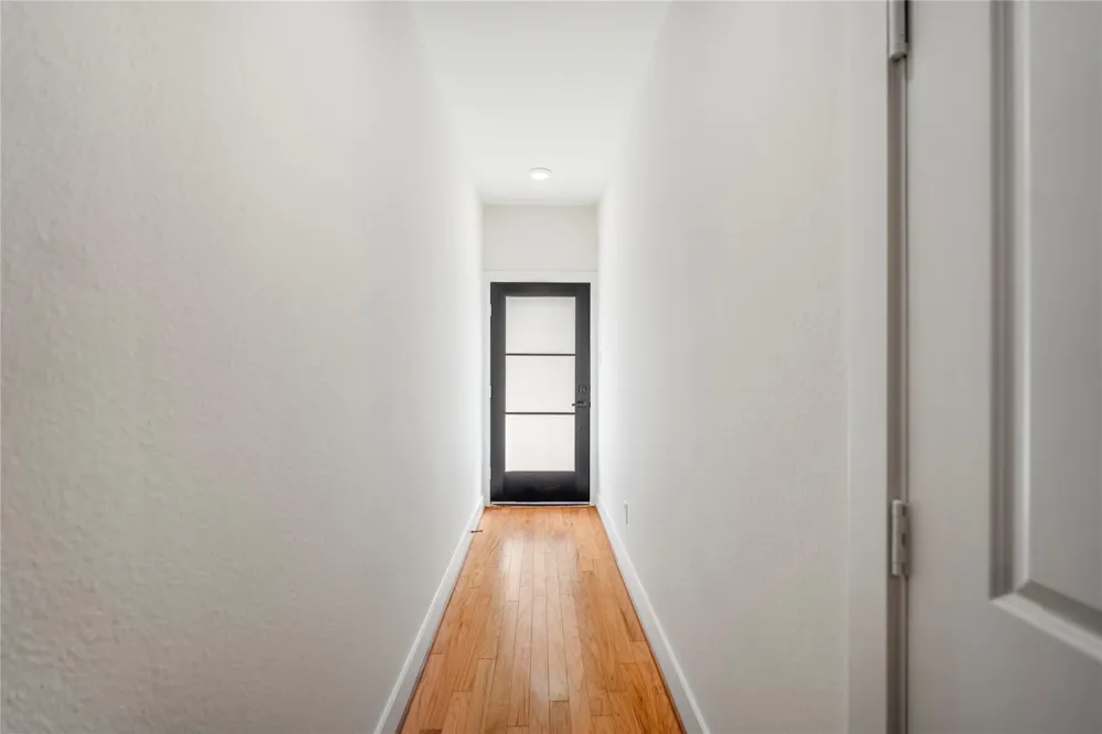 6320 Del Rio Street Houston, TX 77021