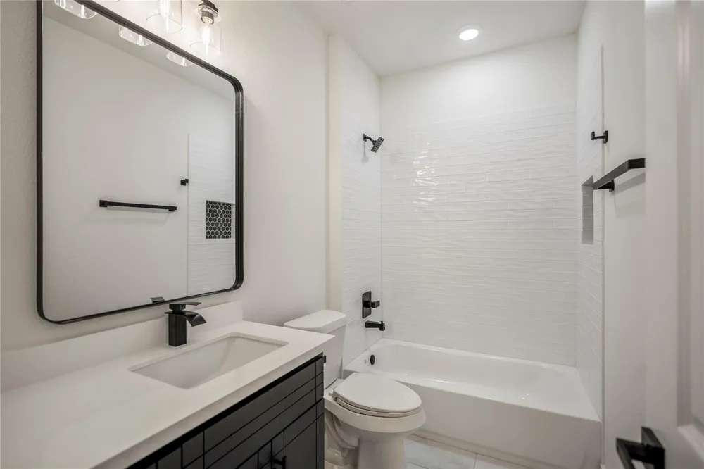 6320 Del Rio Street Houston, TX 77021