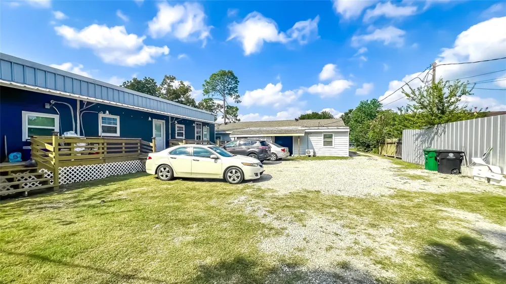 4407 Continental Drive Houston, TX 77072