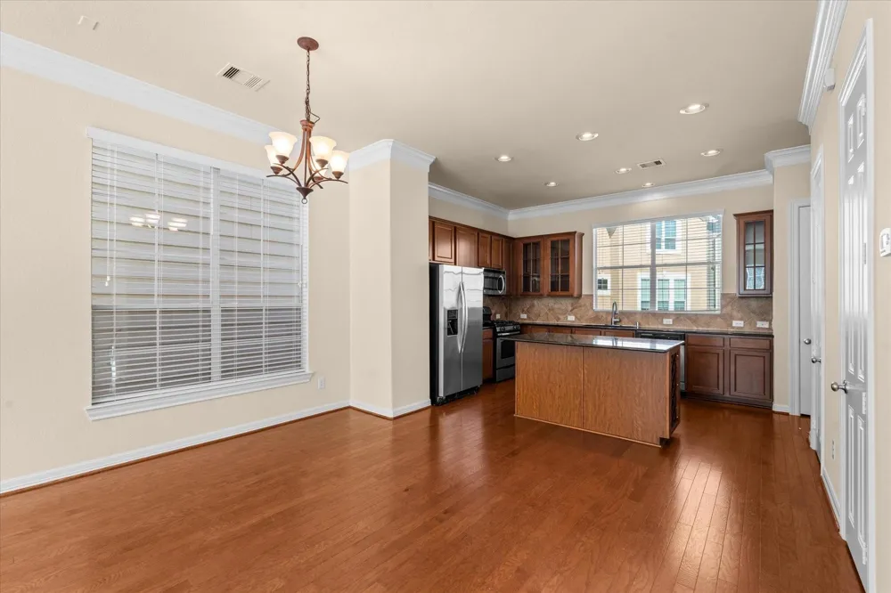 3318 Clearview Villa Way Houston, TX 77025