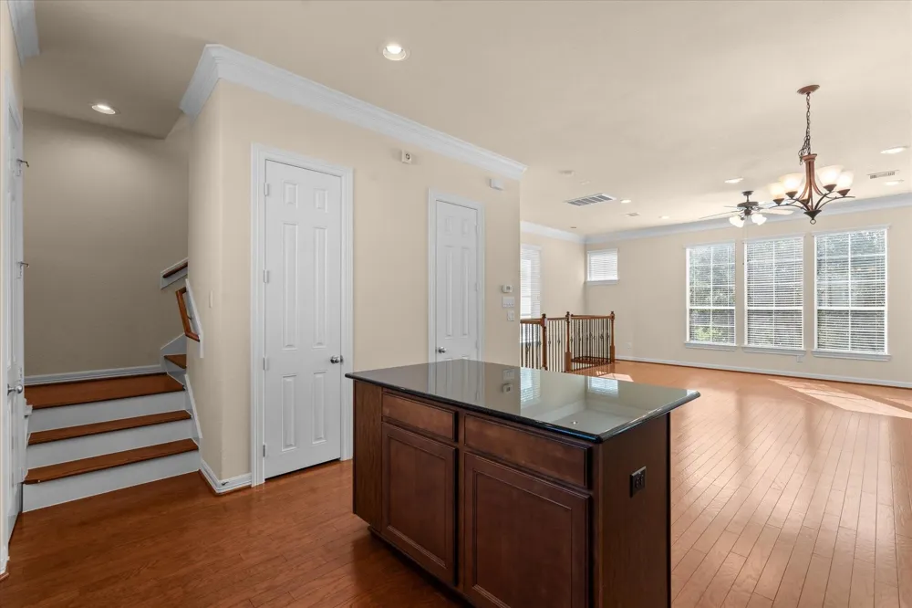 3318 Clearview Villa Way Houston, TX 77025