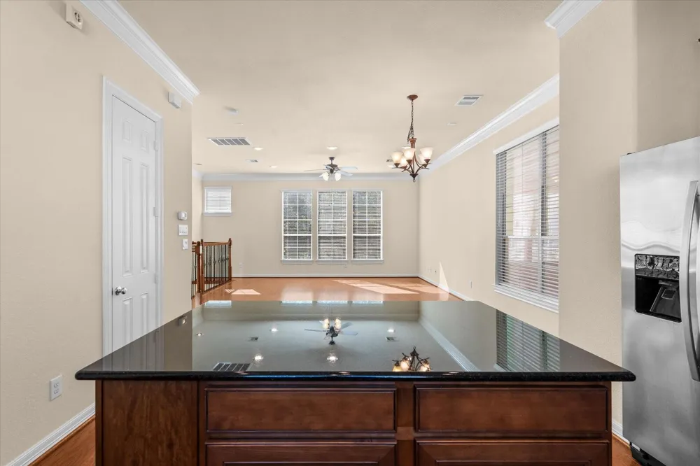 3318 Clearview Villa Way Houston, TX 77025