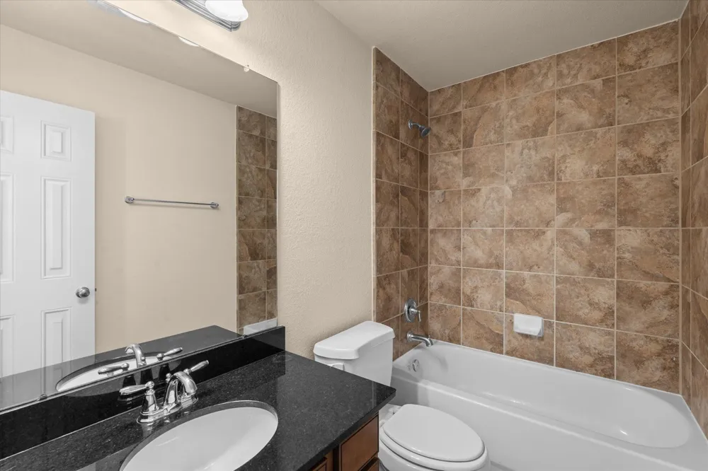 3318 Clearview Villa Way Houston, TX 77025