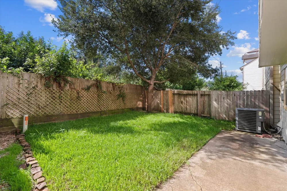 3318 Clearview Villa Way Houston, TX 77025