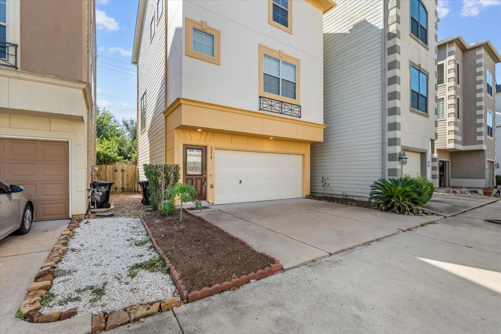 3318 Clearview Villa Way Houston, TX 77025