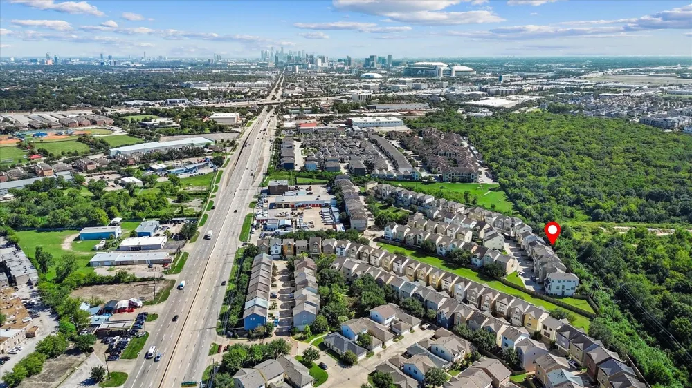 3318 Clearview Villa Way Houston, TX 77025