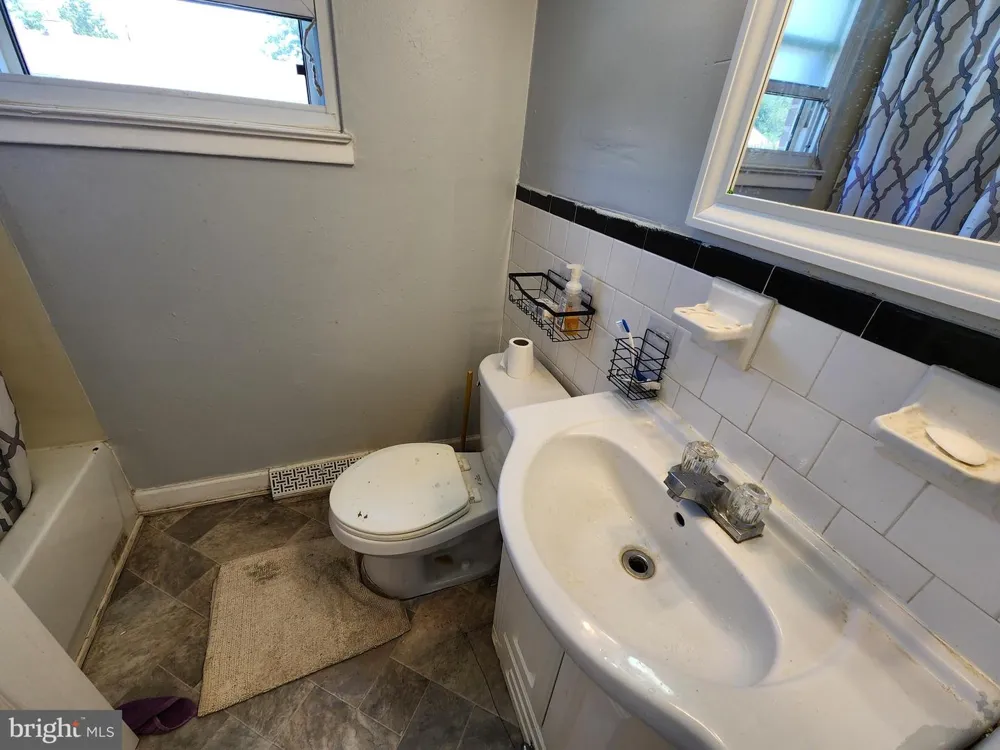 4410 FALLS BRIDGE DRIVE #H Baltimore, MD 21211