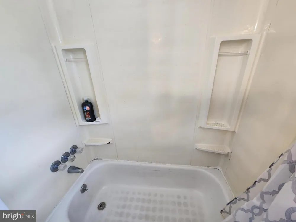 4410 FALLS BRIDGE DRIVE #H Baltimore, MD 21211