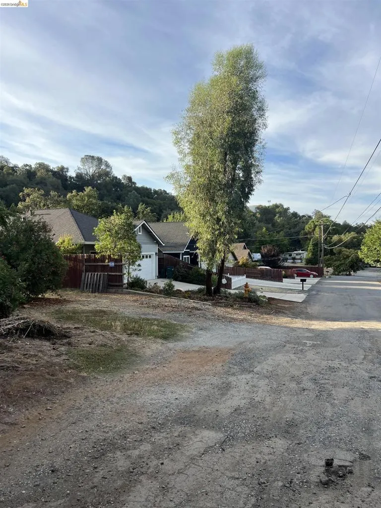 18237 9Th Ave Jamestown, CA 95327