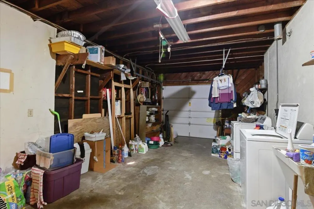 986 9th St Imperial Beach, CA 91932