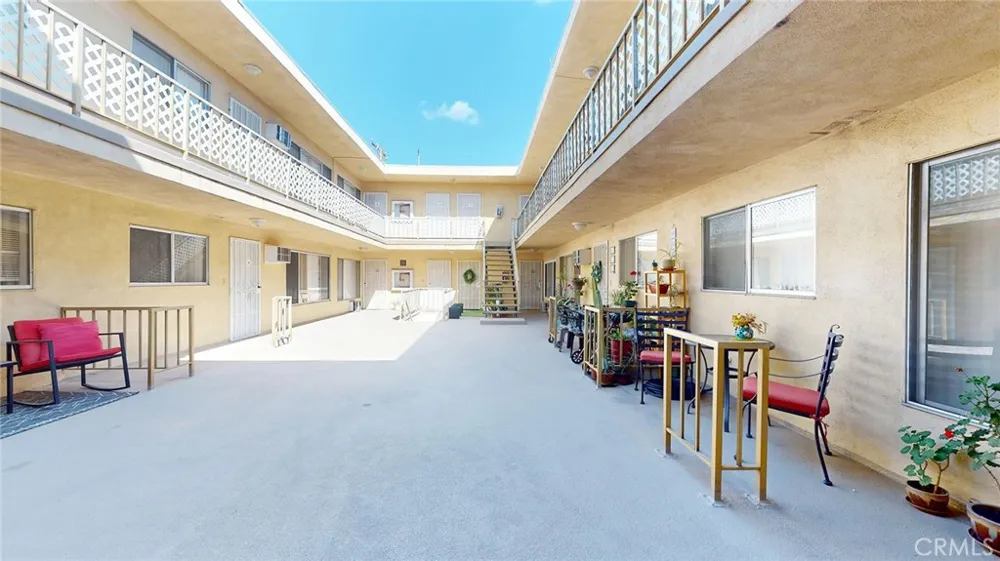 7549 Lexington Avenue #19 West Hollywood, CA 90046