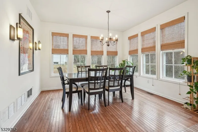 15 Shadow Hill Way Washington, NJ 07840