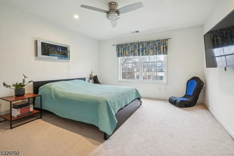 15 Shadow Hill Way Washington, NJ 07840