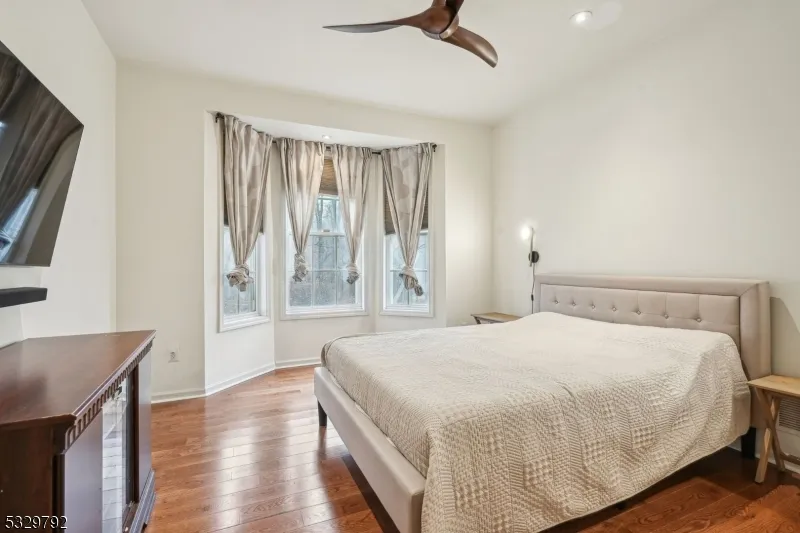 15 Shadow Hill Way Washington, NJ 07840