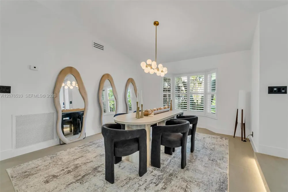 11834 Island Lakes Ln Boca Raton, FL 33498
